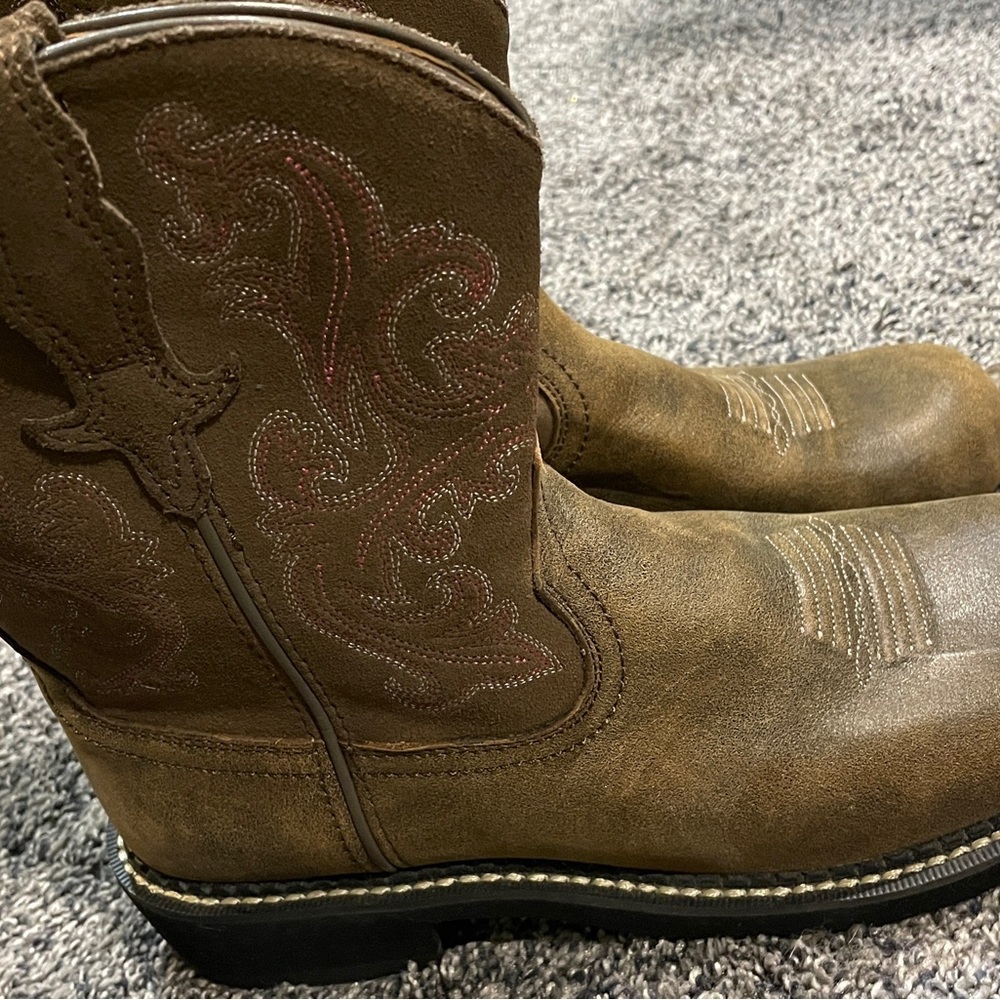 Ariat Brown Western Cowboy Boots